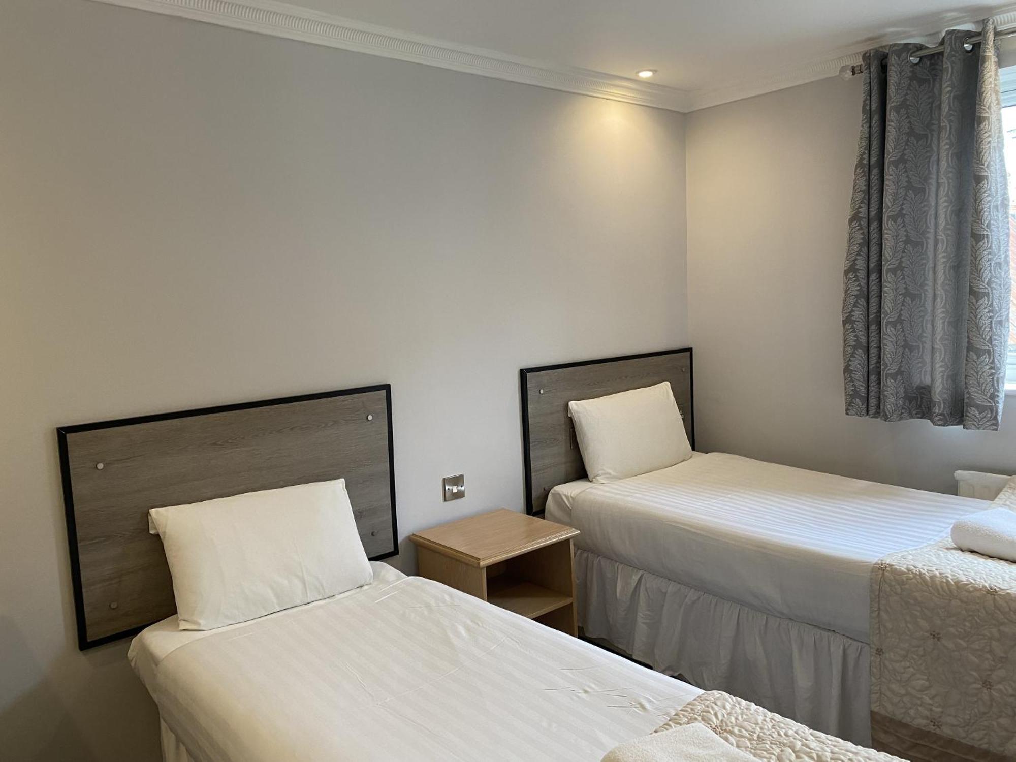 The George Hotel Pangbourne Eksteriør billede