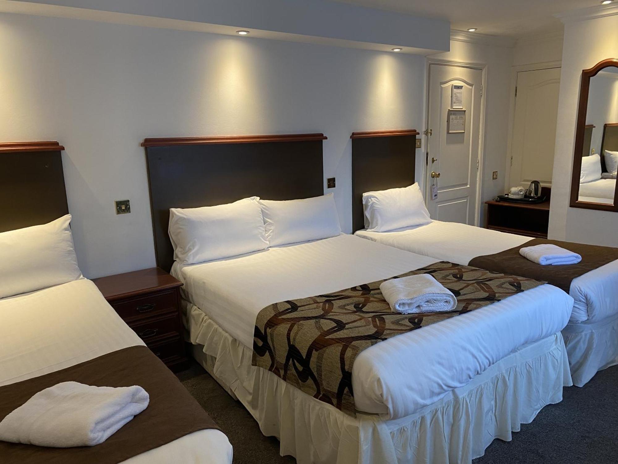 The George Hotel Pangbourne Eksteriør billede