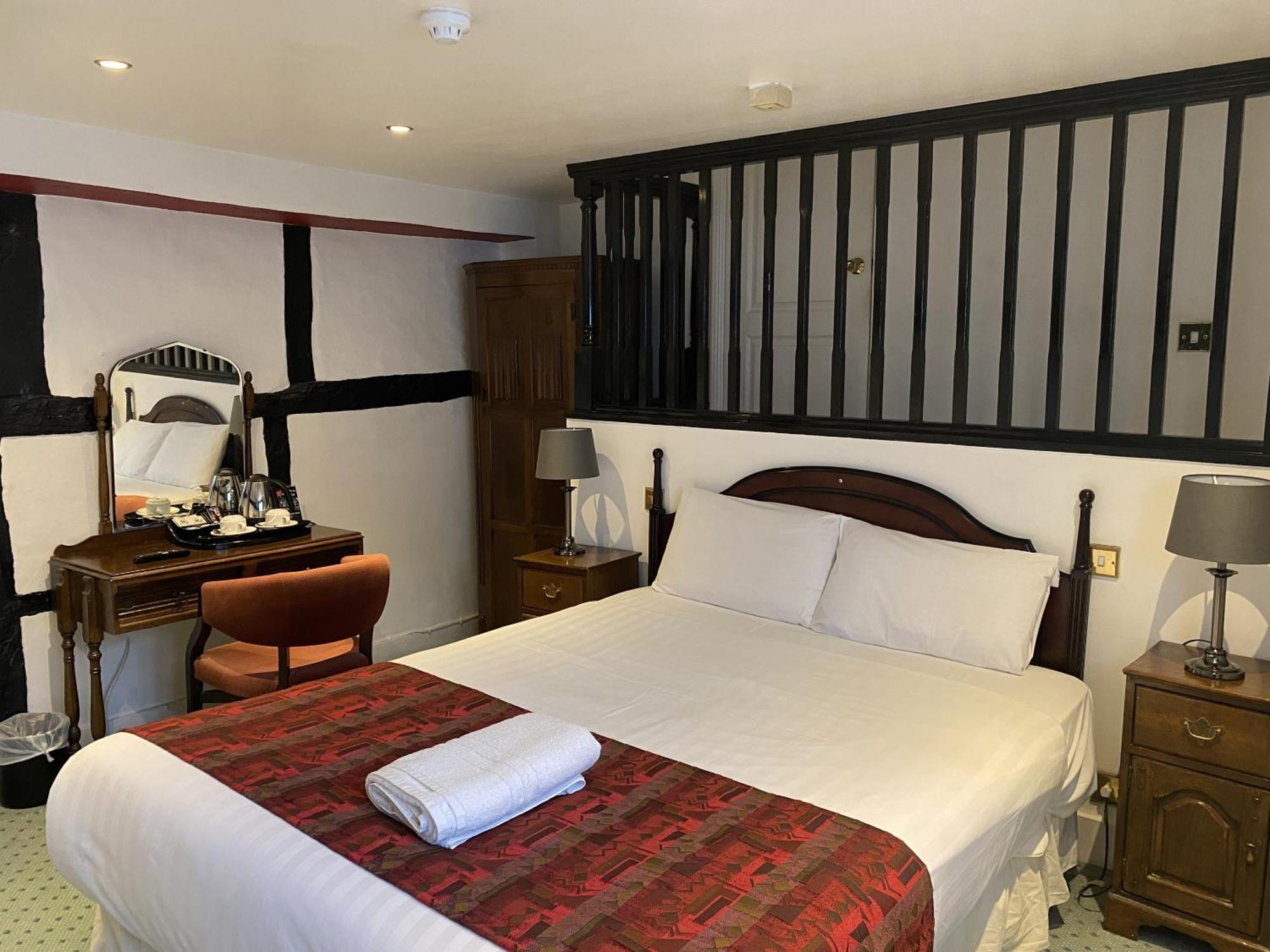 The George Hotel Pangbourne Eksteriør billede