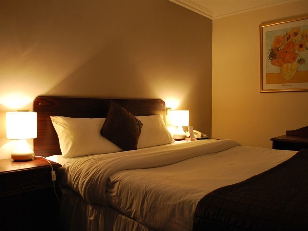 The George Hotel Pangbourne Eksteriør billede
