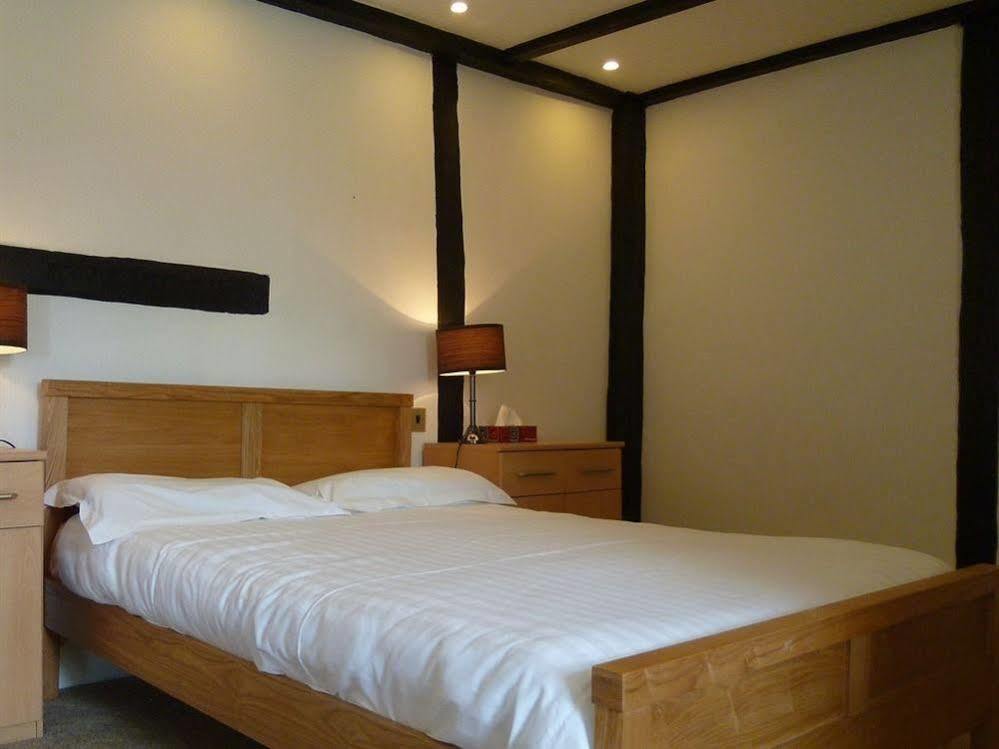 The George Hotel Pangbourne Eksteriør billede